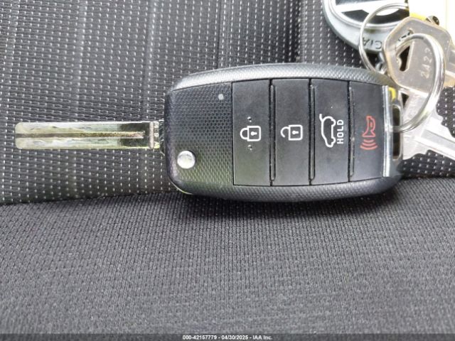 KNDPM3AC5H7035939 KIA Sportage Lx