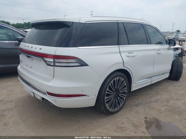5LM5J9XC6PGL07660 Lincoln Aviator Black Label