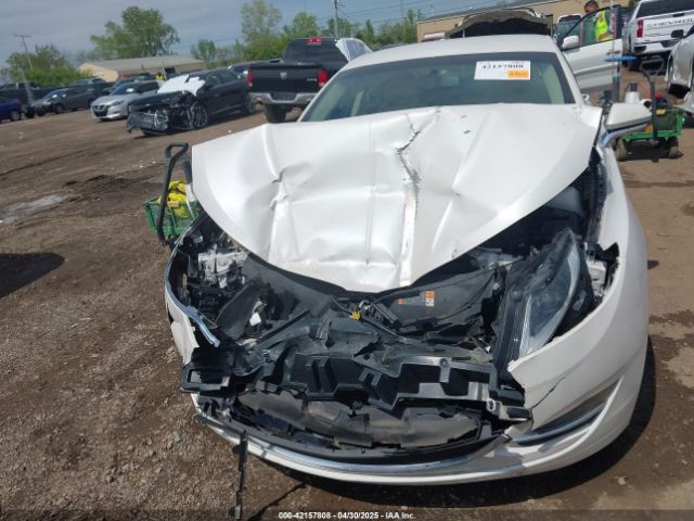3LN6L2G94GR633849 Lincoln MKZ