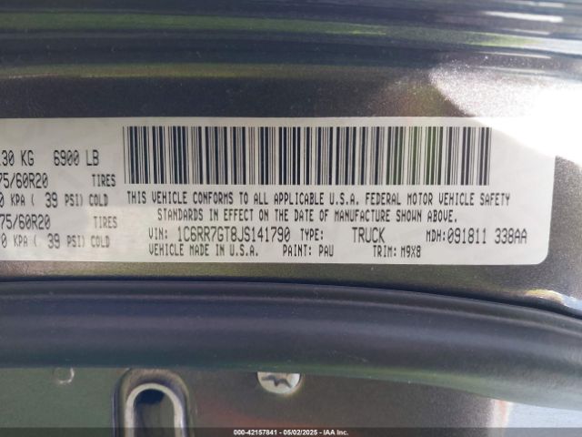 1C6RR7GT8JS141790 RAM 1500 Big Horn  4x4 6'4 Box
