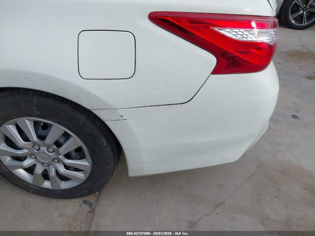 1N4AL3AP6HN355493 Nissan Altima 2.5 S