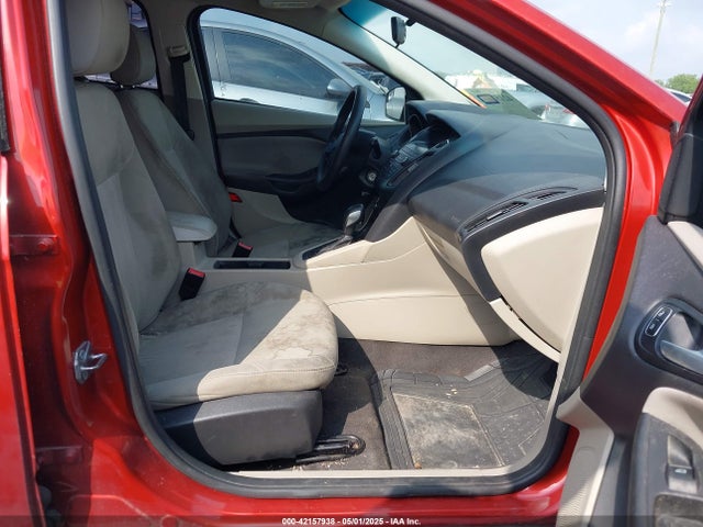Ford FOCUS SE 2018 1FADP3K24JL253115 Image 5