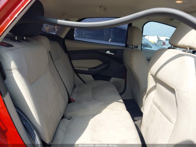 Ford FOCUS SE 2018 1FADP3K24JL253115 Image 8
