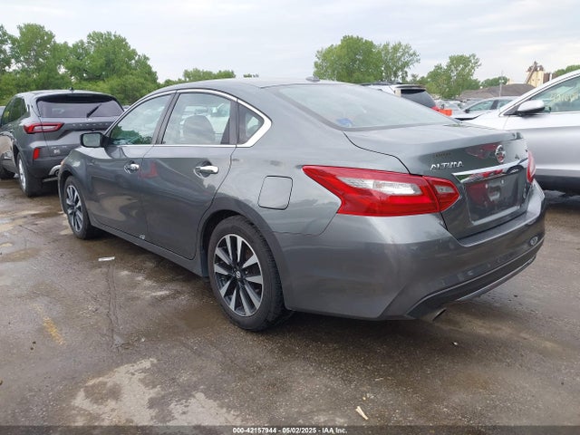 1N4AL3AP9JC261383 Nissan Altima 2.5 Sv