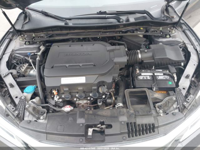1HGCR3F96HA011389 Honda Accord Touring V6