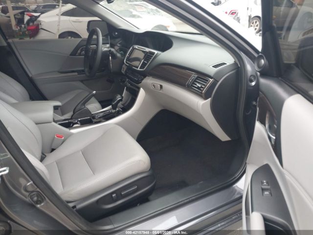 1HGCR3F96HA011389 Honda Accord Touring V6