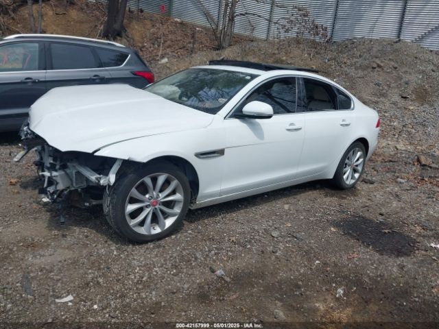 2018 JAGUAR XF SAJBJ4FX0JCY55655 Photo 1