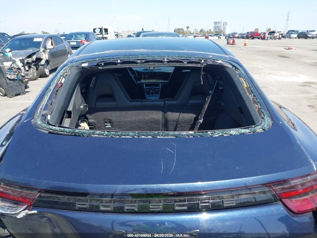 WP0AA2A74JL109361 Porsche Panamera