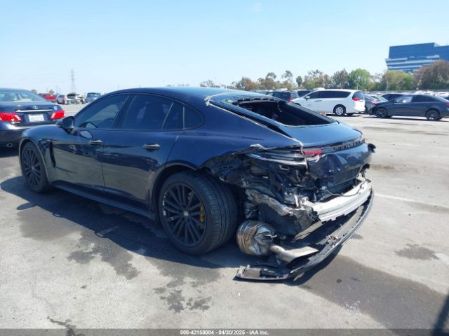 2018 PORSCHE PANAMERA WP0AA2A74JL109361 Photo 2