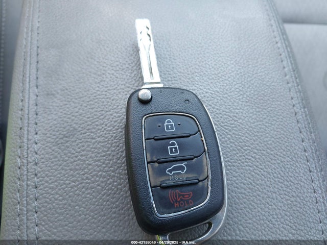 KM8J23A47HU539717 Hyundai TUCSON SE