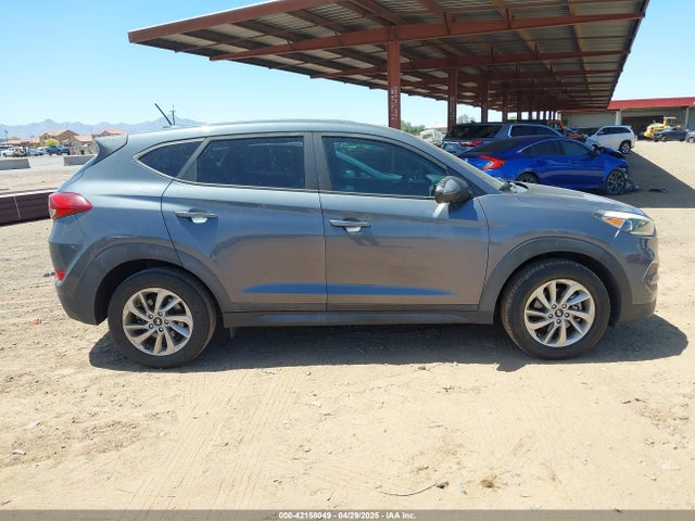 KM8J23A47HU539717 Hyundai TUCSON SE