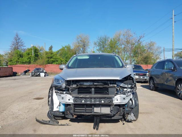 1FMCU0J92JUC69282 Ford Escape Titanium