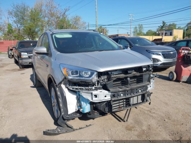 1FMCU0J92JUC69282 Ford Escape Titanium