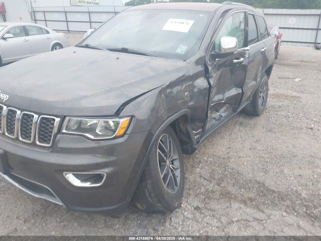 1C4RJEBG0JC158849 Jeep Grand Cherokee