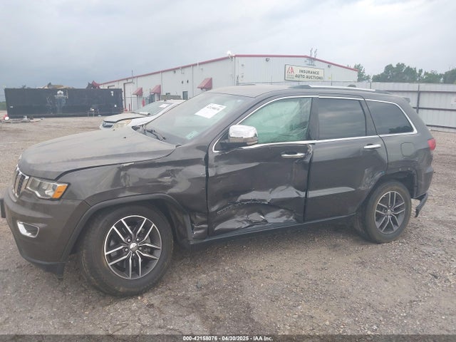 1C4RJEBG0JC158849 Jeep Grand Cherokee