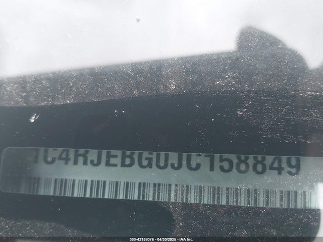 1C4RJEBG0JC158849 Jeep Grand Cherokee