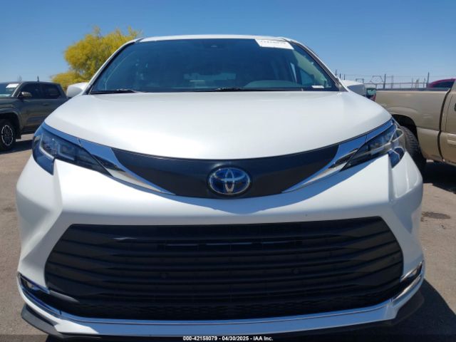 5TDJRKECXNS118859 Toyota SIENNA XLE