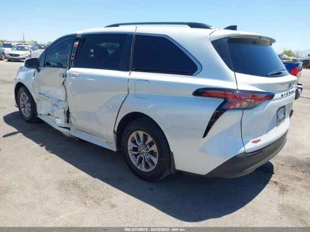 5TDJRKECXNS118859 Toyota SIENNA XLE