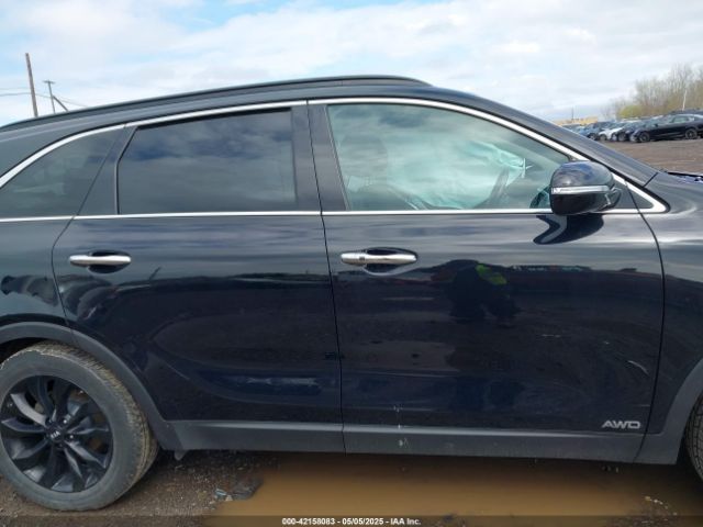 5XYPGDA5XLG680807 KIA Sorento 3.3l S
