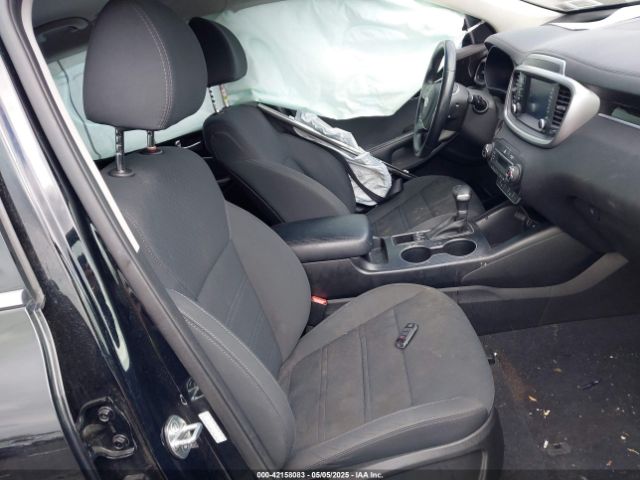 5XYPGDA5XLG680807 KIA Sorento 3.3l S