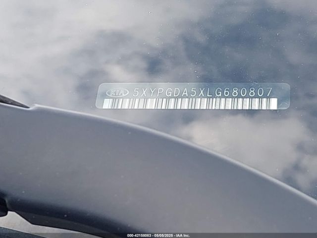 5XYPGDA5XLG680807 KIA Sorento 3.3l S