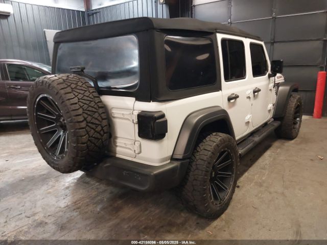 2019 JEEP WRANGLER UNLIMITED 1C4HJXDG4KW639403 Photo 3