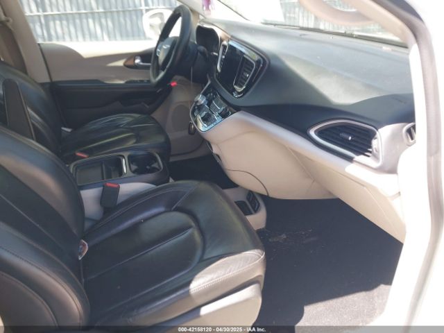 2017 CHRYSLER PACIFICA 2C4RC1BG0HR821230 Photo 4
