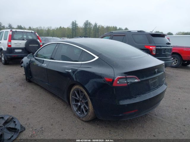 2018 TESLA MODEL 3 5YJ3E1EB3JF064096 Photo 2