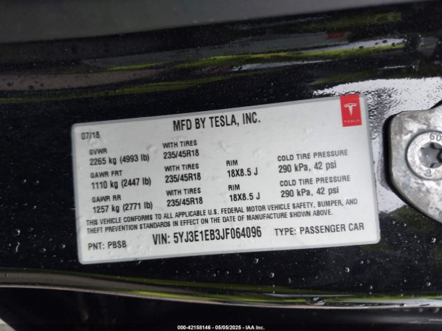 2018 TESLA MODEL 3 5YJ3E1EB3JF064096 Photo 8