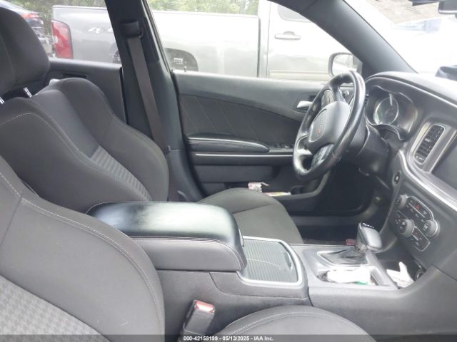 2019 DODGE CHARGER 2C3CDXHG0KH684918 Photo 4