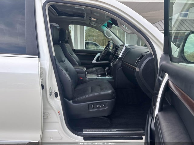 JTMCY7AJ4G4037285 Toyota Land Cruiser