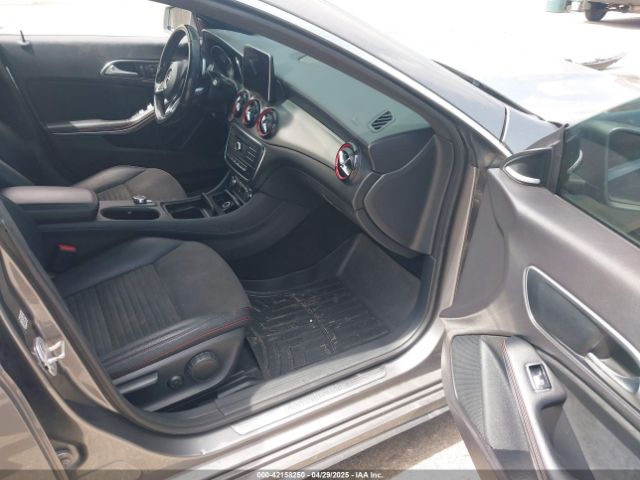 2015 MERCEDES-BENZ CLA 250 WDDSJ4GB3FN264870 Photo 4