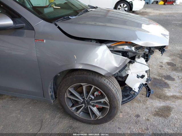 3KPF24AD2PE691594 KIA Forte Lxs