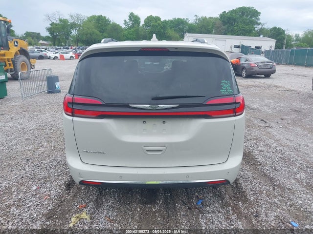 2C4RC1BG8MR590961 Chrysler Pacifica Touring L