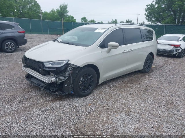 2C4RC1BG8MR590961 Chrysler Pacifica Touring L