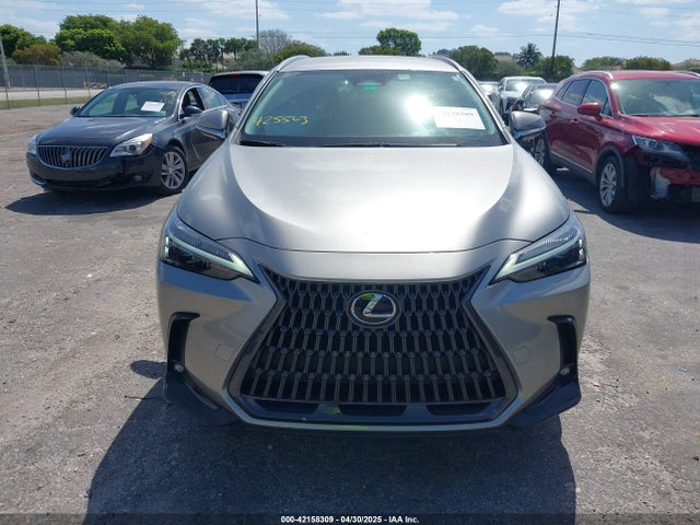 2T2ADCAZ9RC009348 Lexus NX 250