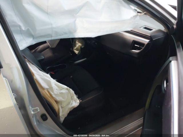 5YFBURHE6EP030313 Toyota Corolla Le Premium