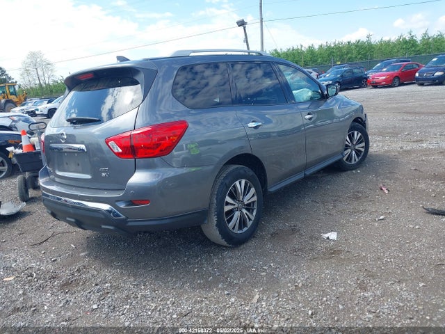 5N1DR2MMXKC596621 Nissan Pathfinder Sv