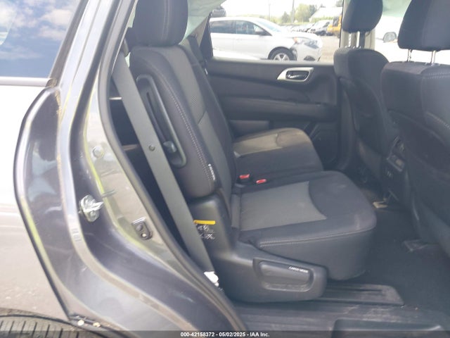 5N1DR2MMXKC596621 Nissan Pathfinder Sv