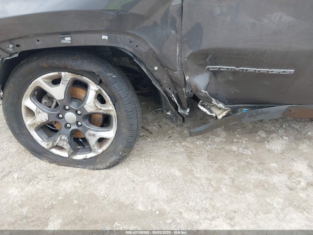 3C4NJCCB1KT699081 Jeep Compass Limited Fwd