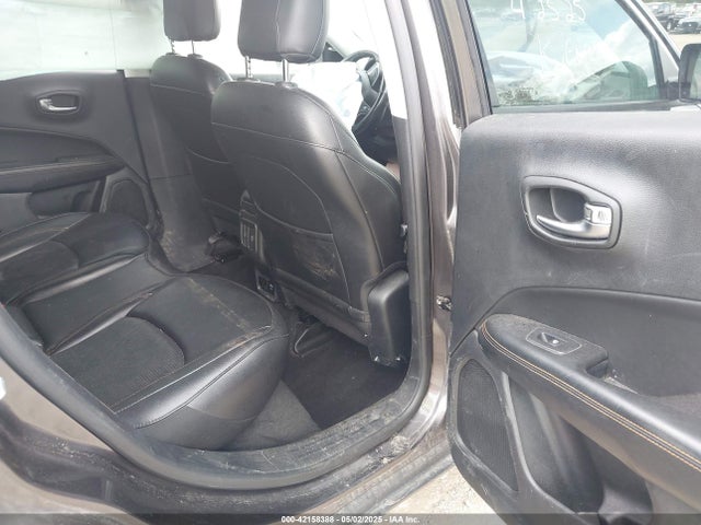 3C4NJCCB1KT699081 Jeep Compass Limited Fwd