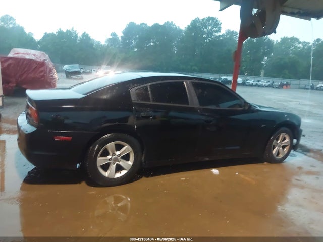 2C3CDXBG8EH240828 Dodge Charger Se