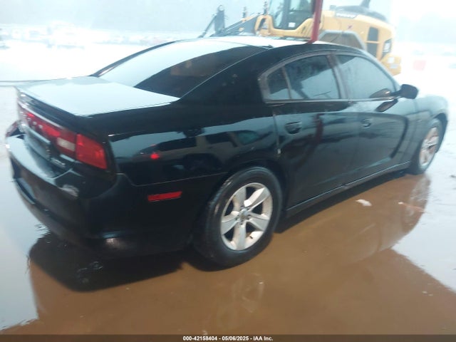 2C3CDXBG8EH240828 Dodge Charger Se