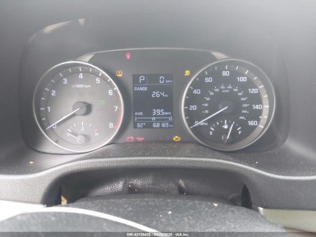 KMHD74LF4HU072081 Hyundai ELANTRA SE