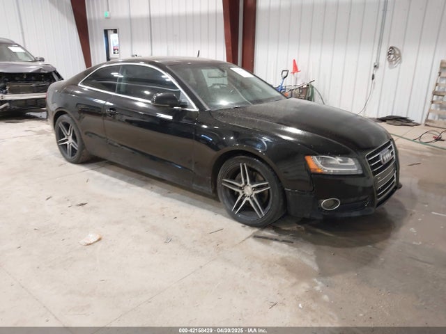 2010 AUDI A5 WAULFAFR3AA047023 Photo 0