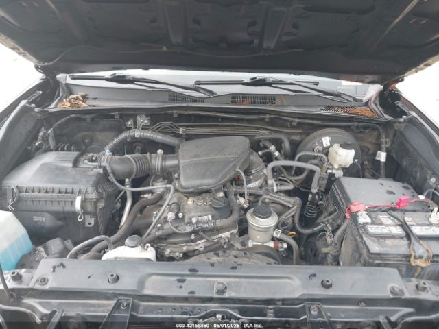 5TFAX5GN3JX114646 Toyota Tacoma Sr