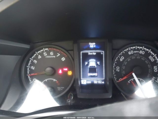 5TFAX5GN3JX114646 Toyota Tacoma Sr