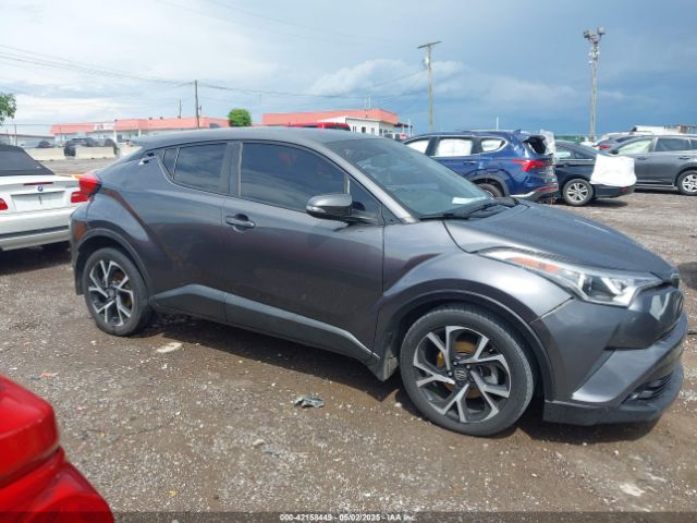 NMTKHMBX6JR021855 Toyota C-HR XLE