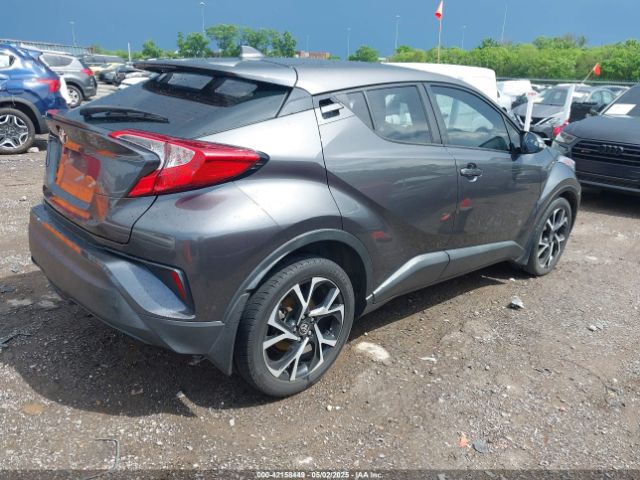 NMTKHMBX6JR021855 Toyota C-HR XLE