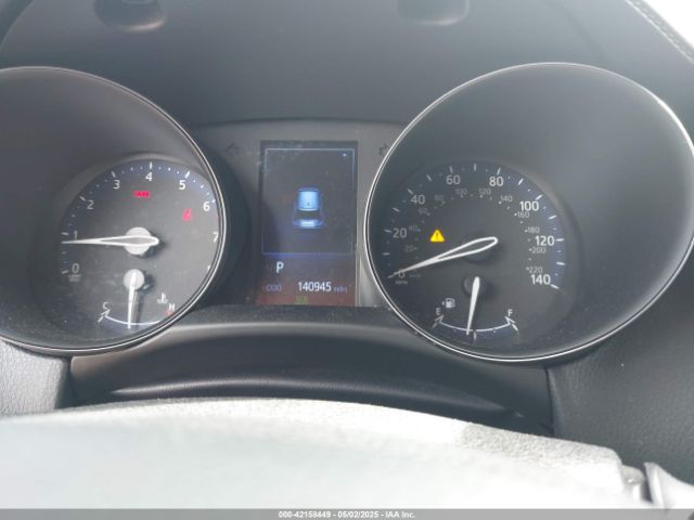 NMTKHMBX6JR021855 Toyota C-HR XLE
